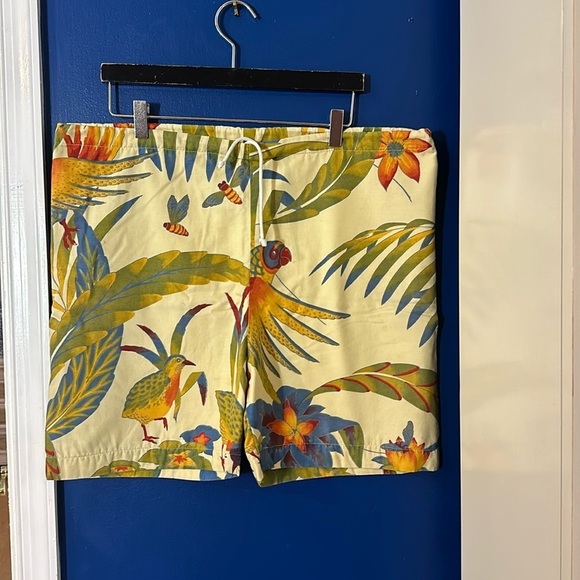 Women’s CoCo Shop Antigua High Waisted Tropical Print Drawstring Shorts Size L - Picture 1 of 6